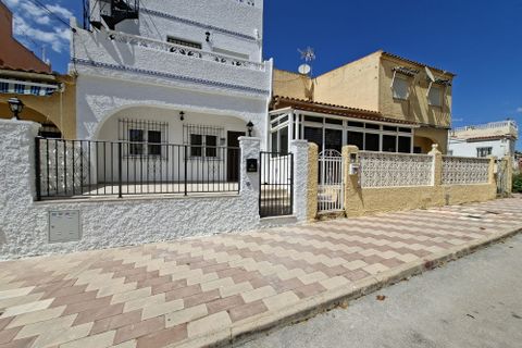 Rækkehus i La Marina, Alicante, La Marina - € 129.000 | Ref: NP: 877 - foto 1